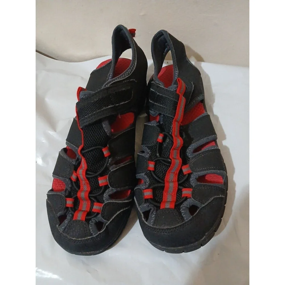 Falls Creek Boys Water Fisherman Sandals, Size 4 Black & Red, Enclosed toe